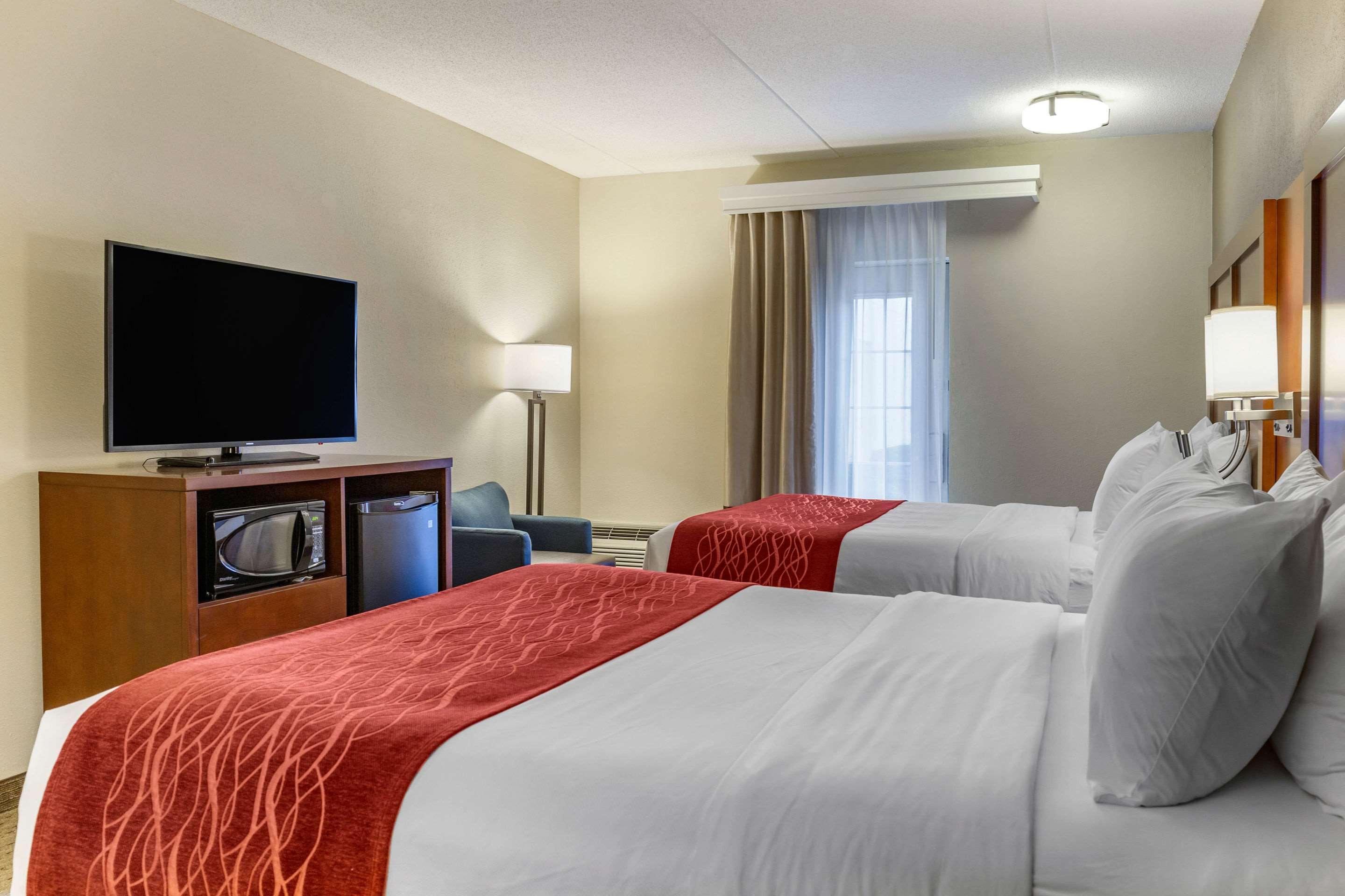 Comfort Inn Lancaster At Rockvale Smoketown  Экстерьер фото