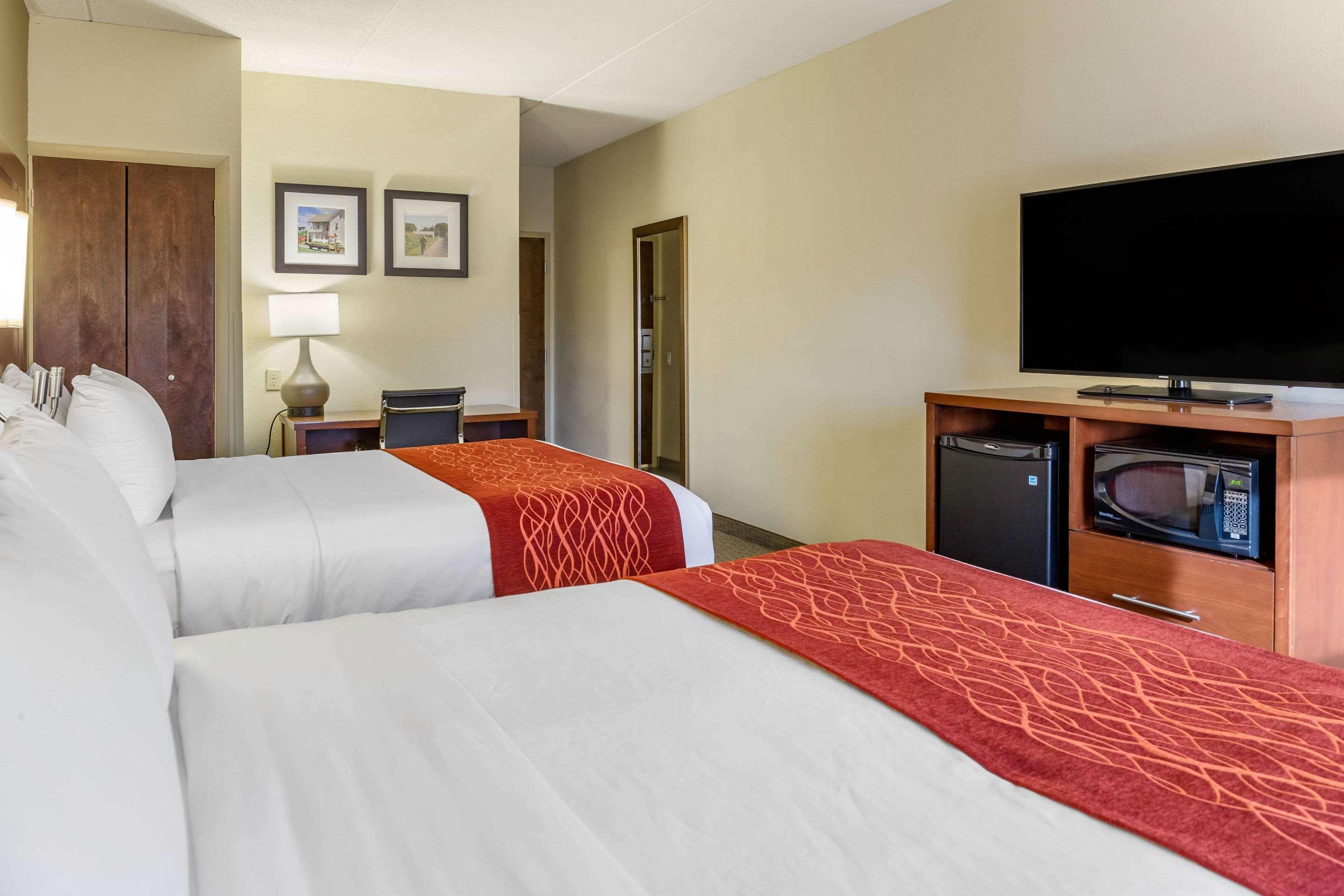 Comfort Inn Lancaster At Rockvale Smoketown  Экстерьер фото