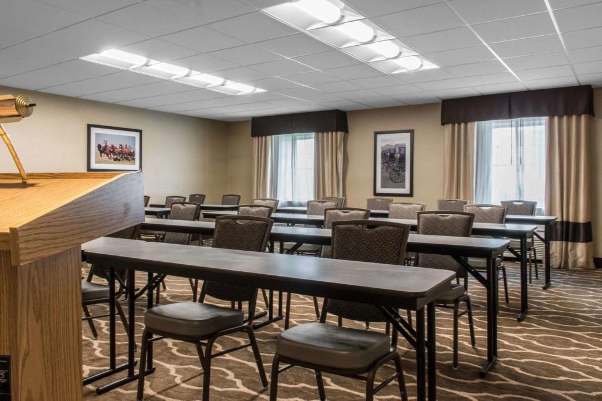Comfort Inn Lancaster At Rockvale Smoketown  Экстерьер фото